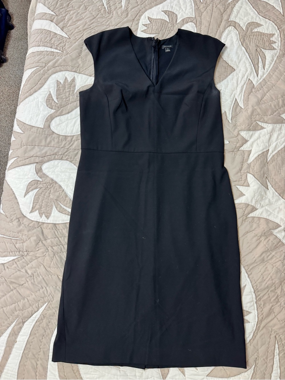Ann Taylor Black Cap-Sleeve Sheath Dress